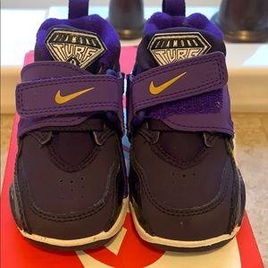 Infants Nike sneakers size 4C